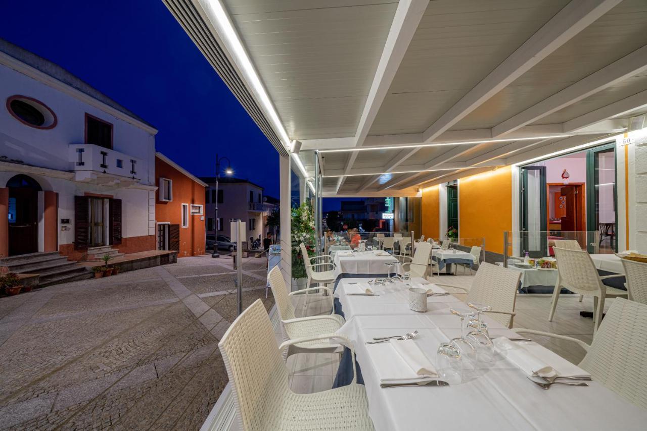 Hotel Marinaro Santa Teresa Gallura Eksteriør billede