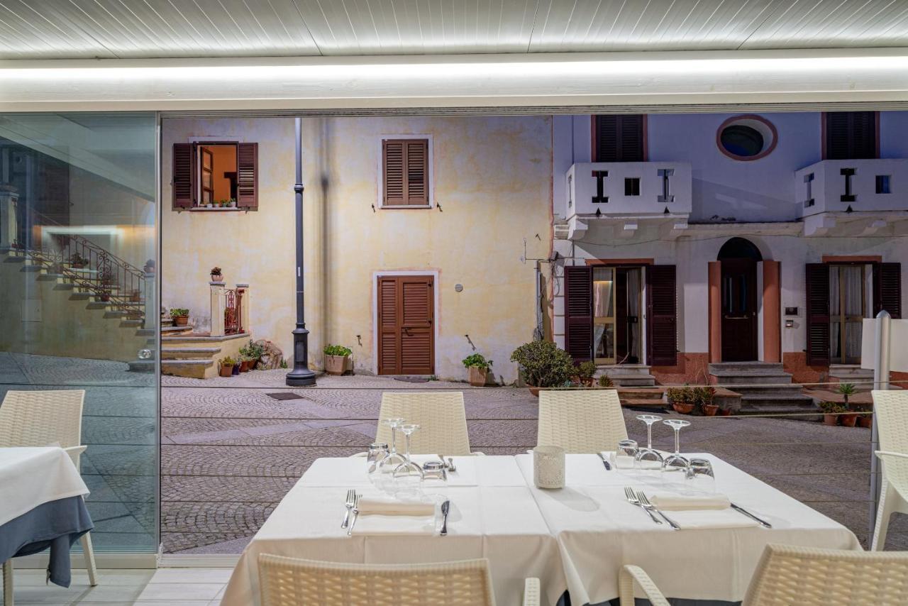 Hotel Marinaro Santa Teresa Gallura Eksteriør billede